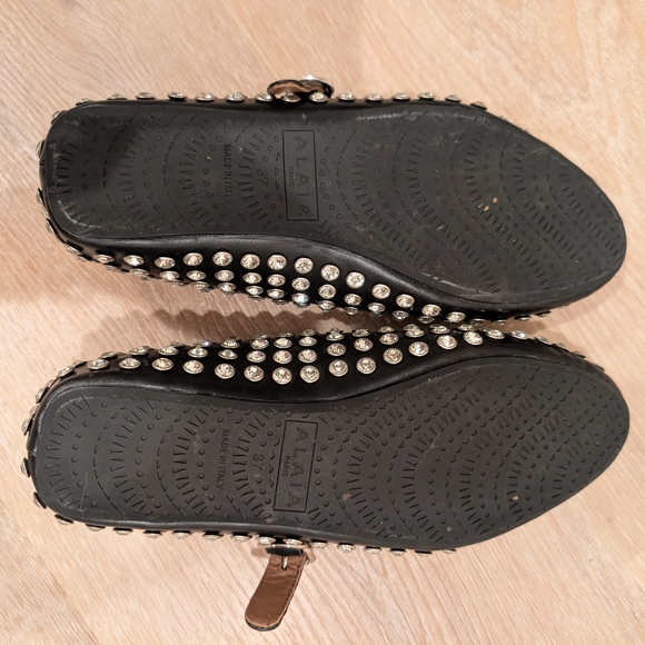 Steve Madden Black Mary Jane Flats with Silver Rhinestone Jewel Studs - Picture 4 of 4